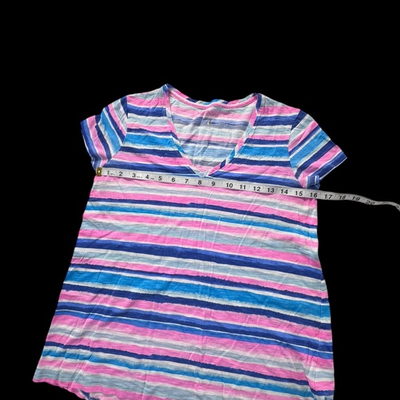 Lilly Pulitzer V-Neck Striped Tee Shirt Sz. XS WT1 - Picture 4 of 6